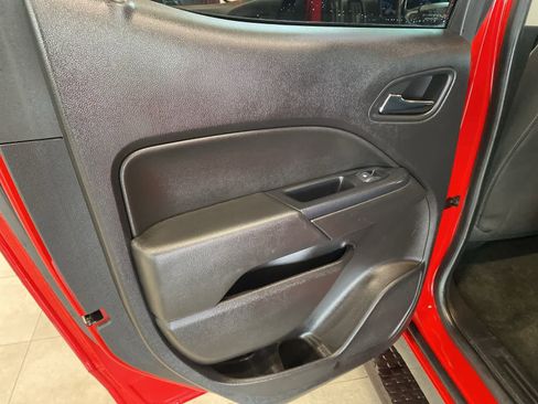 Used 2018 Chevrolet Colorado LT w/ LT Convenience Package image 23