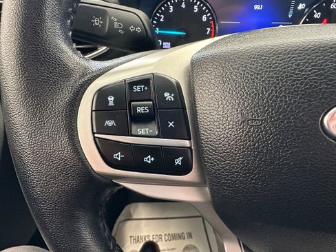 Used 2022 Ford Explorer XLT w/ Equipment Group 202A image 23