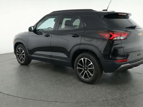 Used 2025 Chevrolet TrailBlazer LT image 6