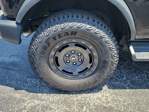Used 2025 Ford Bronco Outer Banks w/ Sasquatch Package AWD/4WD image 7