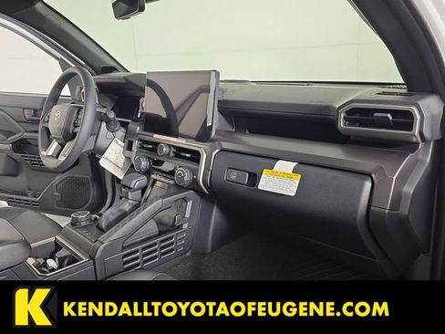 Used 2026 Toyota 4Runner TRD Off-Road Premium AWD/4WD image 21