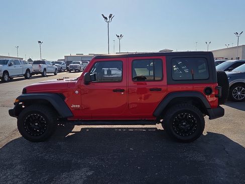 Used 2018 Jeep Wrangler Unlimited Sport AWD/4WD image 2