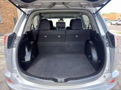 Used 2018 Toyota RAV4 XLE w/ Plus Extra Value Package AWD/4WD image 7