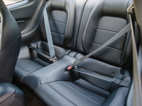 Used 2021 Ford Mustang GT RWD image 28