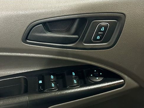 Used 2021 Ford Transit Connect XL image 18