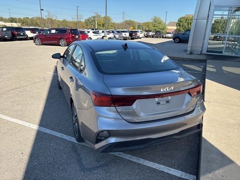 Used 2023 Kia Forte LXS image 5