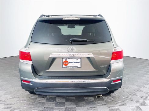 Used 2012 Toyota Highlander Limited w/ Convenience Pkg AWD/4WD image 7