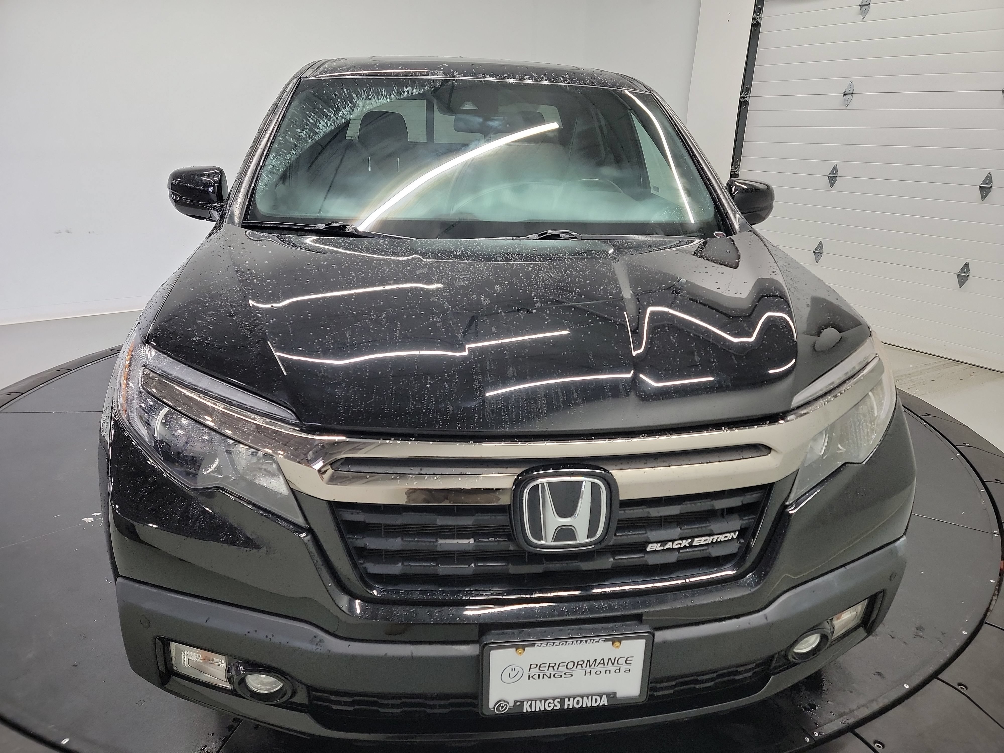 Used 2020 Honda Ridgeline Black Edition image 2