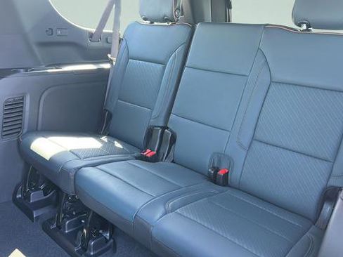 New 2026 GMC Yukon XL AT4 AWD/4WD image 20