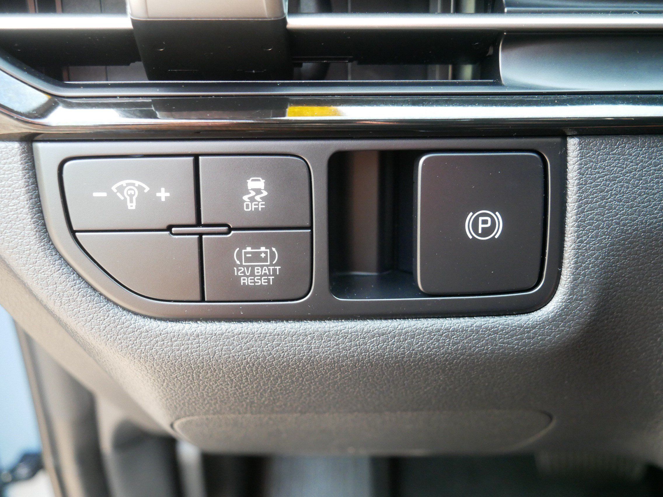 Certified 2026 Kia Sportage S AWD/4WD image 26