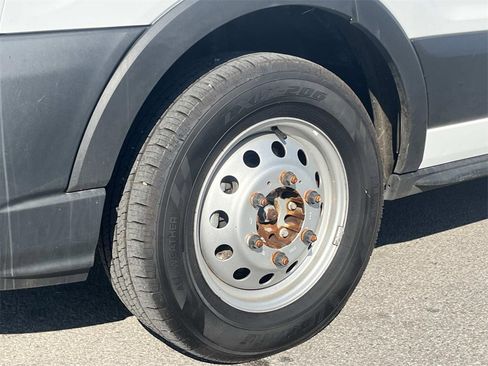 Used 2023 Ford Transit 250 Medium Roof AWD image 9