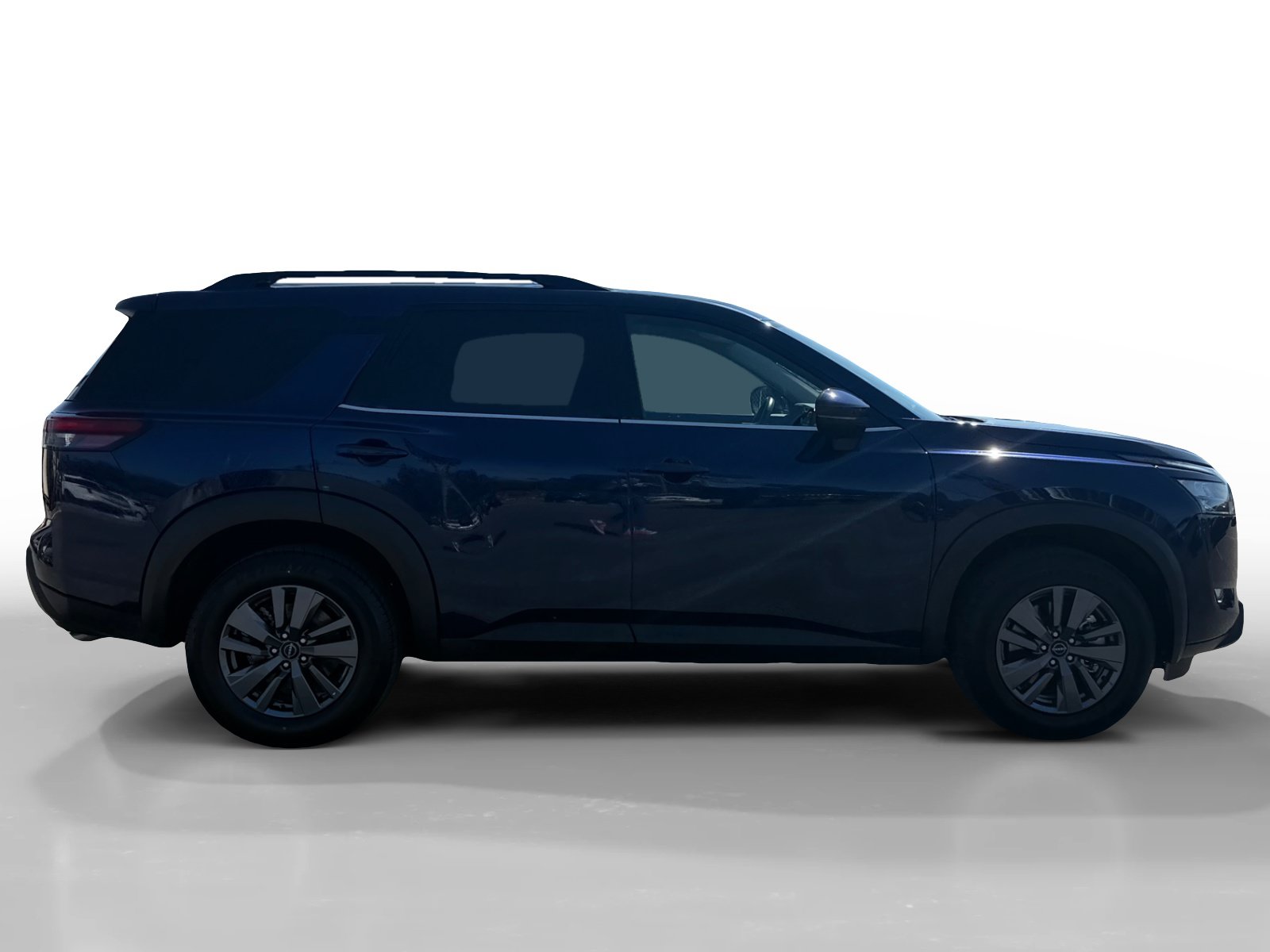 Used 2025 Nissan Pathfinder SV FWD image 6