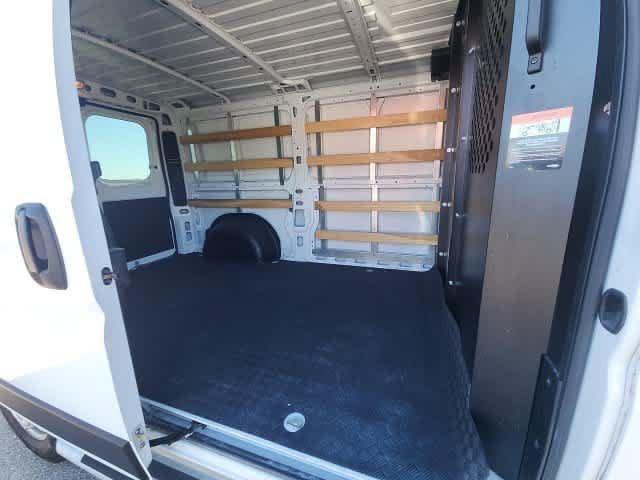Used 2025 RAM ProMaster 2500 w/ U-Haul Equipment Group FWD image 14