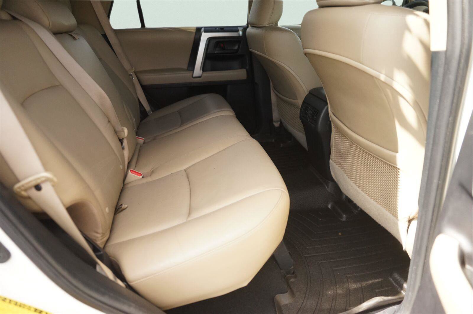 Used 2012 Toyota 4Runner Limited AWD/4WD image 16