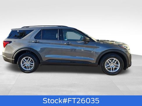 New 2026 Ford Explorer Active image 2