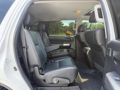 Used 2021 Toyota Sequoia TRD Pro AWD/4WD image 13