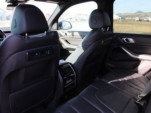 Used 2019 BMW X5 xDrive40i AWD/4WD image 17