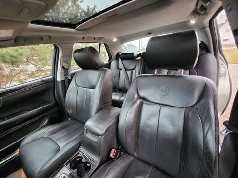 Used 2011 Cadillac DTS Luxury image 39