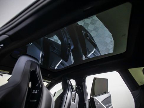 Used 2022 BMW iX xDrive50 w/ Premium Package image 22