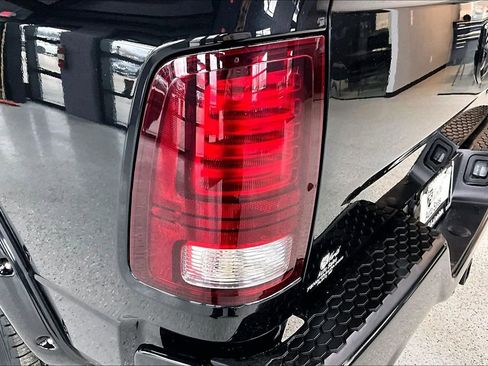 Used 2018 RAM 1500 Sport image 21