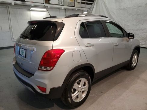 Used 2019 Chevrolet Trax LT w/ LT Convenience Package AWD/4WD image 6