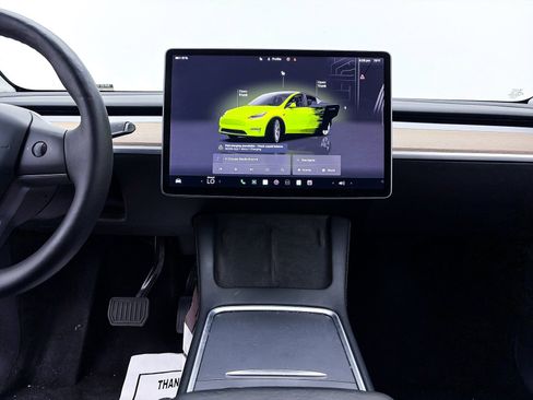 Used 2022 Tesla Model Y Long Range AWD/4WD image 8