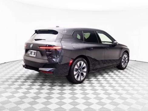 New 2026 BMW iX xDrive45 image 6