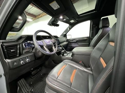 Certified 2024 GMC Sierra 1500 AT4 w/ Technology Package image 10