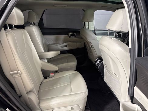 Used 2022 Kia Sorento SX FWD image 18