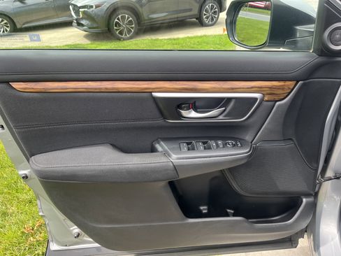Used 2017 Honda CR-V EX image 17