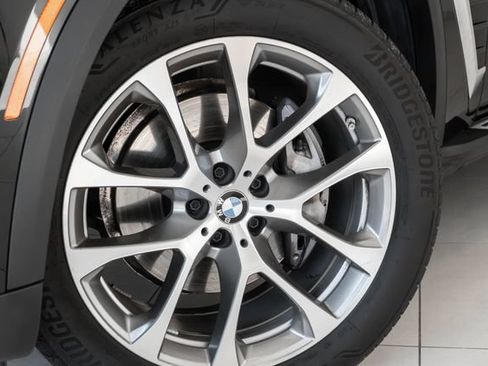 Used 2026 BMW X5 xDrive40i AWD/4WD image 2