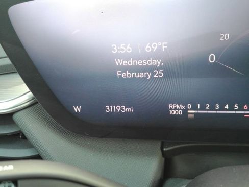 Used 2025 Buick Enclave Preferred image 41