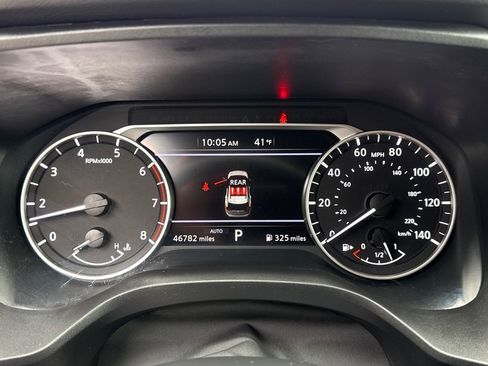 Used 2024 Nissan Rogue S image 31