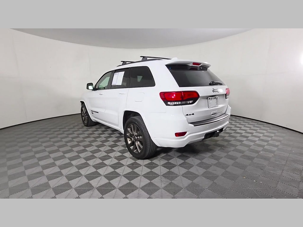 Used 2016 Jeep Grand Cherokee Limited 75th Anniversary AWD/4WD image 43