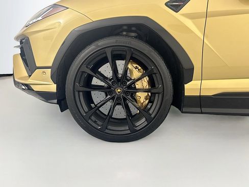 Used 2024 Lamborghini Urus S AWD/4WD image 34