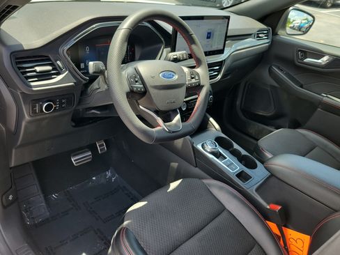 Used 2023 Ford Escape ST-Line w/ Tech Pack #1 FWD image 22