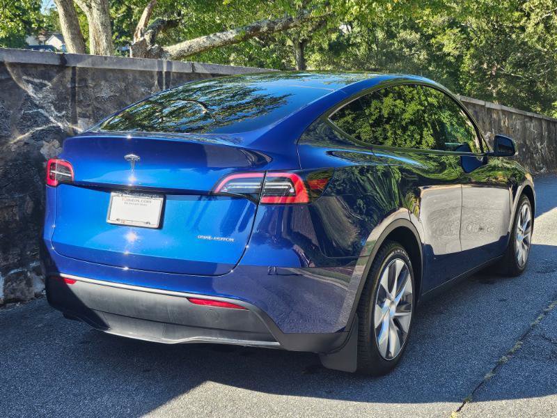 Used 2023 Tesla Model Y Long Range AWD/4WD image 11