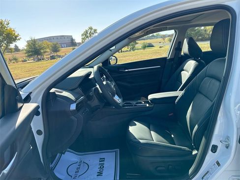 New 2025 Nissan Altima 2.5 SR w/ SR Premium Package image 25