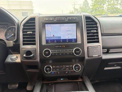 Used 2020 Ford Expedition Max Platinum AWD/4WD image 30