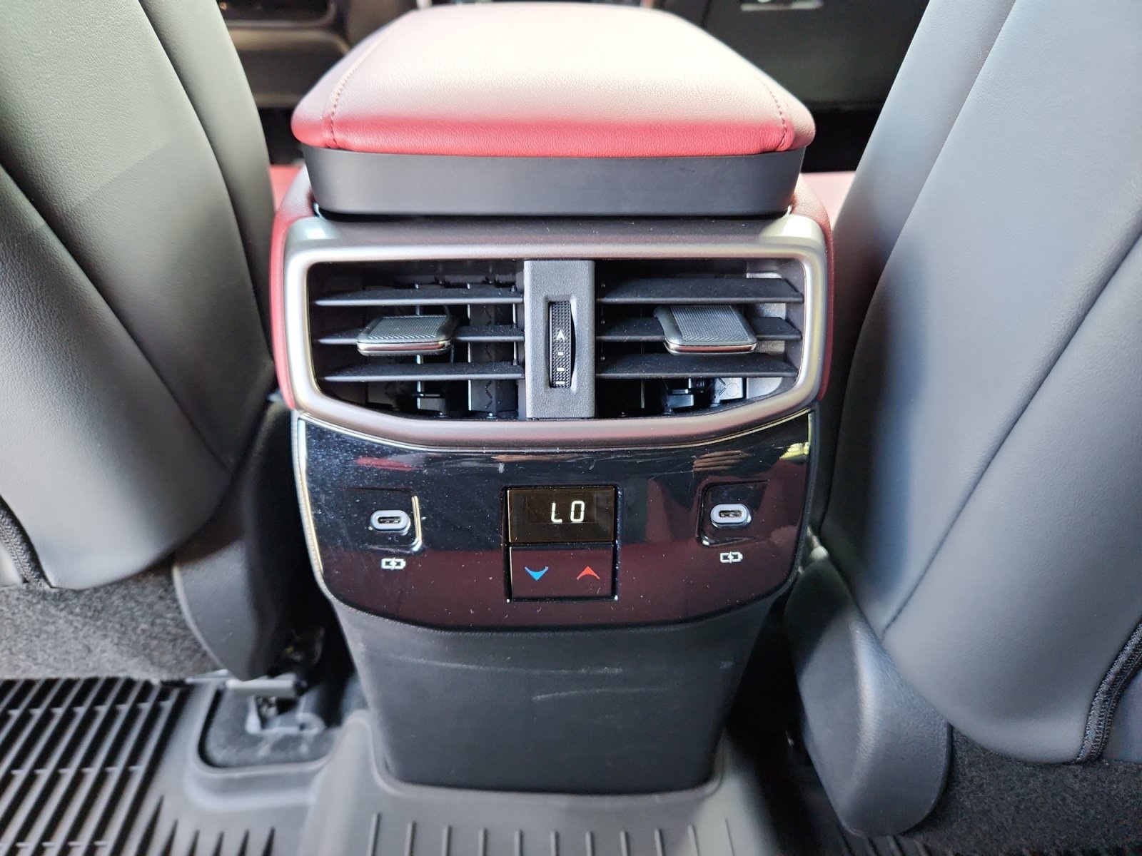 Used 2025 Lexus RX 350 F Sport w/ Convenience Package AWD/4WD image 30