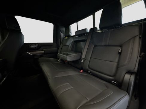 Used 2022 Chevrolet Silverado 3500 High Country image 16