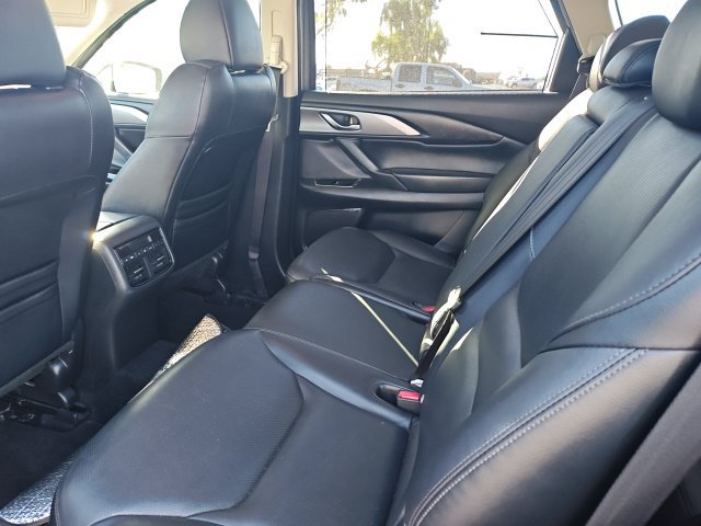 Used 2019 MAZDA CX-9 Touring w/ Touring Premium Package FWD image 18