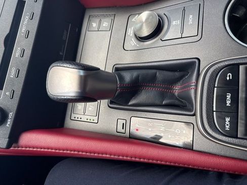 Used 2016 Lexus RC 200t RWD image 22