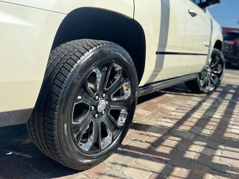 Used 2015 GMC Yukon Denali w/ Touring Package image 8