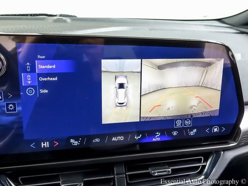 New 2026 Chevrolet Equinox EV LT image 14