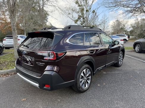 Used 2025 Subaru Outback Limited w/ Popular Package #2 image 4