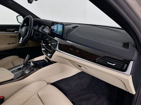 Used 2017 BMW 530i image 30