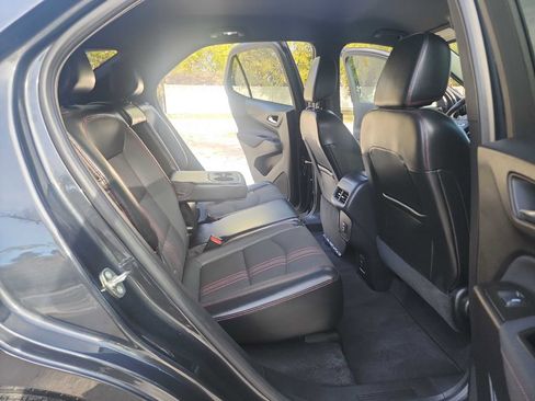 Used 2023 Chevrolet Equinox RS image 37