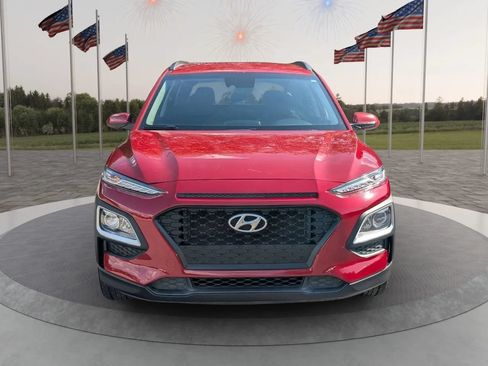 Used 2021 Hyundai Kona SEL w/ Cargo Package FWD image 2
