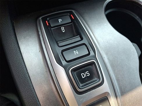 Used 2022 Honda Pilot Sport image 15